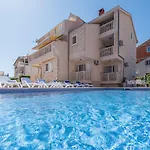 Apartamento Pralija *
