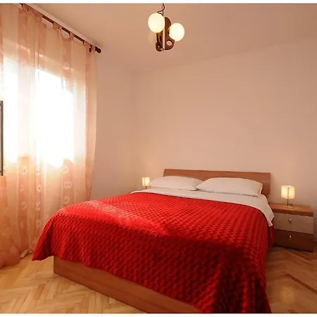 Pralija Apartment *