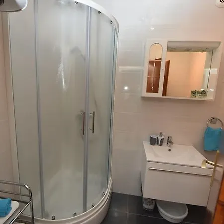 Apartment Pralija