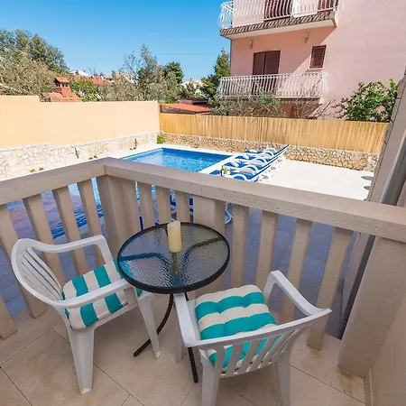 Apartment Pralija Zaboric